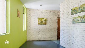 The Explorers Guesthouse and Hostel