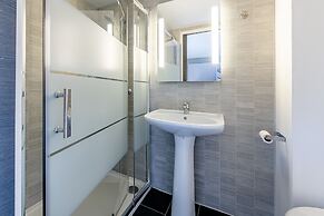 B&B HOTEL BORDEAUX Le Haillan (4653)
