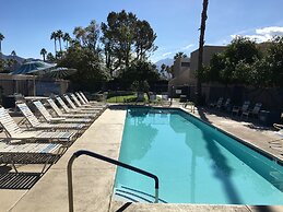 GetAways at Vista Mirage