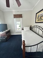 Studio 9 Hotel Catalina