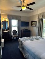 Studio 9 Hotel Catalina