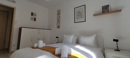 Corvin Center Suites