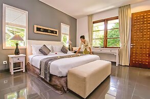 Labak River Hotel by EPS