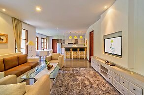 Labak River Hotel by EPS