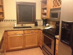 GetAways at Falcon Point Resort