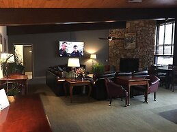 GetAways at Falcon Point Resort