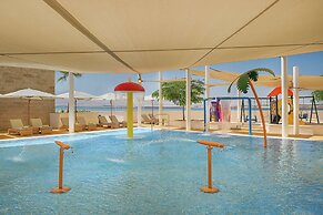 Hilton Dead Sea Resort & Spa