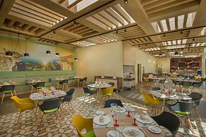 Hilton Dead Sea Resort & Spa