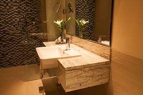 Hilton Dead Sea Resort & Spa