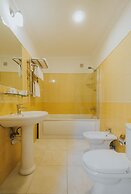 Premier Geneva Hotel