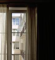 Premier Geneva Hotel
