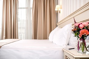 Premier Geneva Hotel