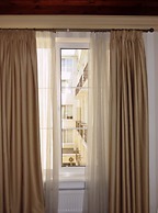 Premier Geneva Hotel
