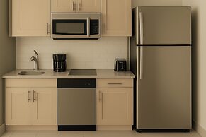 Roami at Habitat Brickell