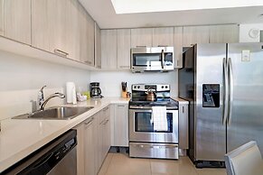 Roami at Habitat Brickell