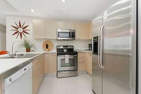 Roami at Habitat Brickell