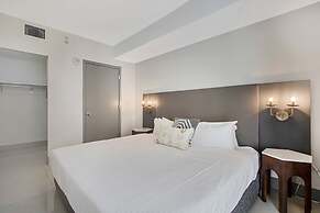 Roami at Habitat Brickell