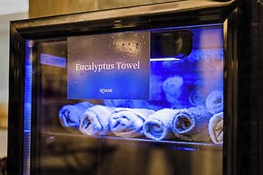 Roami at Habitat Brickell