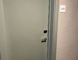 Roami at Habitat Brickell