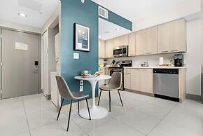 Roami at Habitat Brickell