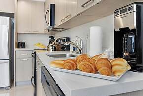 Roami at Habitat Brickell