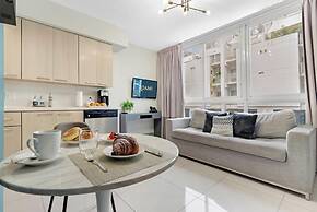 Roami at Habitat Brickell