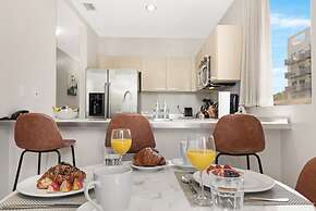 Roami at Habitat Brickell