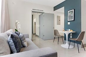 Roami at Habitat Brickell