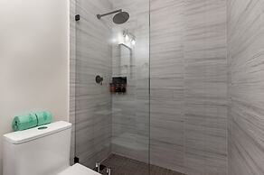 Roami at Habitat Brickell