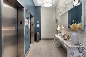 Roami at Habitat Brickell