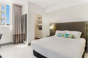 Roami at Habitat Brickell