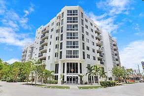 Roami at Habitat Brickell