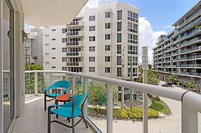 Roami at Habitat Brickell