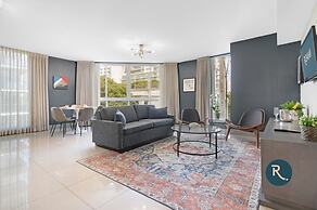 Roami at Habitat Brickell