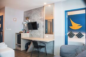 The Blue Pearl Kata Hotel