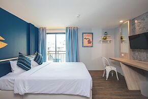 The Blue Pearl Kata Hotel