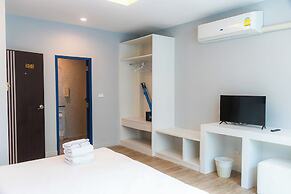 The Blue Pearl Kata Hotel