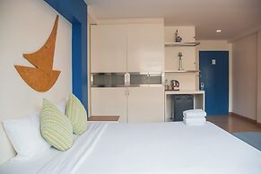 The Blue Pearl Kata Hotel