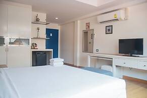 The Blue Pearl Kata Hotel