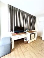 The Blue Pearl Kata Hotel