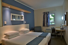 Road Lodge Cape Town International Airport