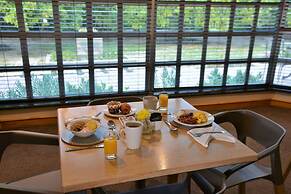 Road Lodge Cape Town International Airport