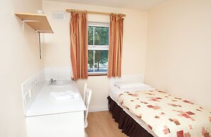 Courtbrack Accommodation - Hostel