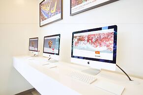 Red Planet Manila Aseana City