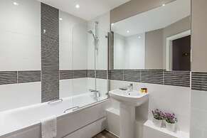 City Wall House by House of Fisher