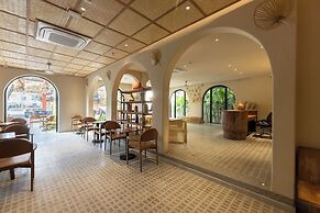 Vaia Hoi An Boutique Hotel