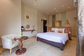 Vaia Hoi An Boutique Hotel