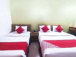 OYO 979 Hua Kuok Inn