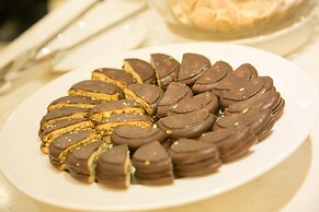 City Bay Palace Hotel