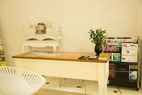 City Bay Palace Hotel